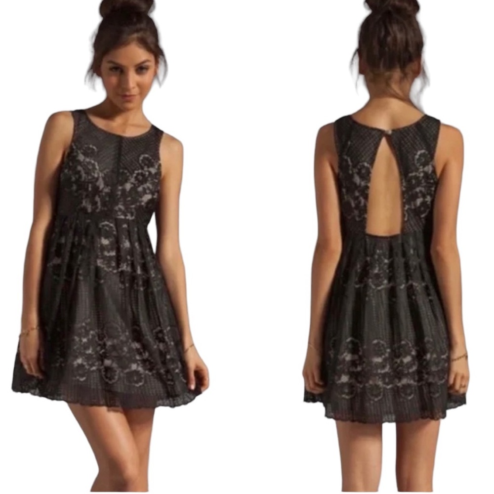 Free People Women’s 8 Rocco Mini Dress Black Lace‎ Open Back Scalloped Hem
